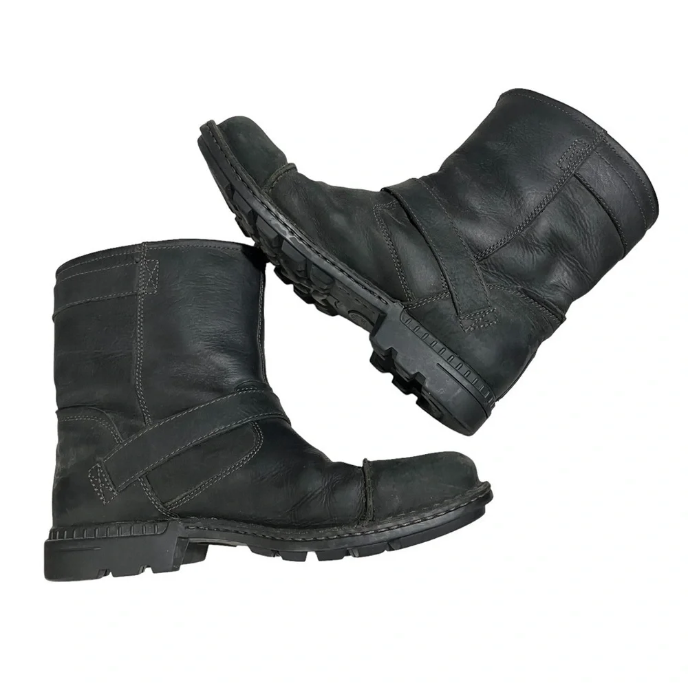 UGG Australia Rockville II Boots Black Rugged Leather Men’s Size 11 S/N 3040